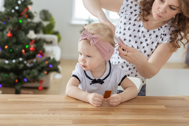 Co powinno umieć dwuletnie dziecko w codziennych sytuacjach?