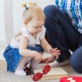Jakie zabawy z 20 miesięcznym dzieckiem sprawdzą się na co dzień?