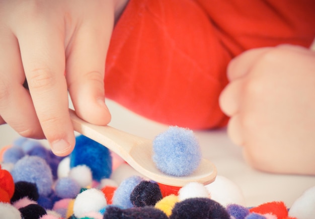 Sensoryka dla dzieci co to jest i jak wpływa na rozwój?