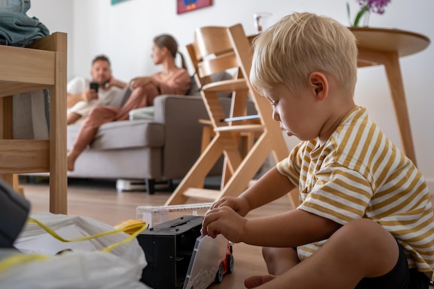 Co dzieci mogą robić w domu podczas niepogody?