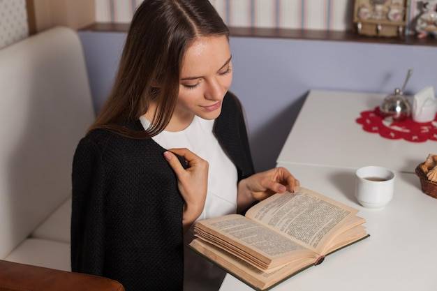 Jak czytać Biblię by ją zrozumieć?