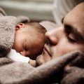 Jak usypiać 6 tygodniowe dziecko w domu pełnym bodźców?