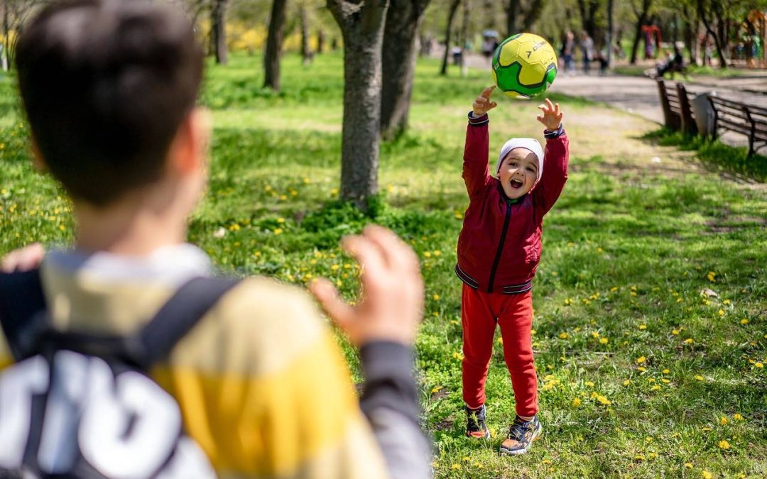 Jaka gra dla 6 latki sprawdzi się podczas rodzinnych wieczorów?